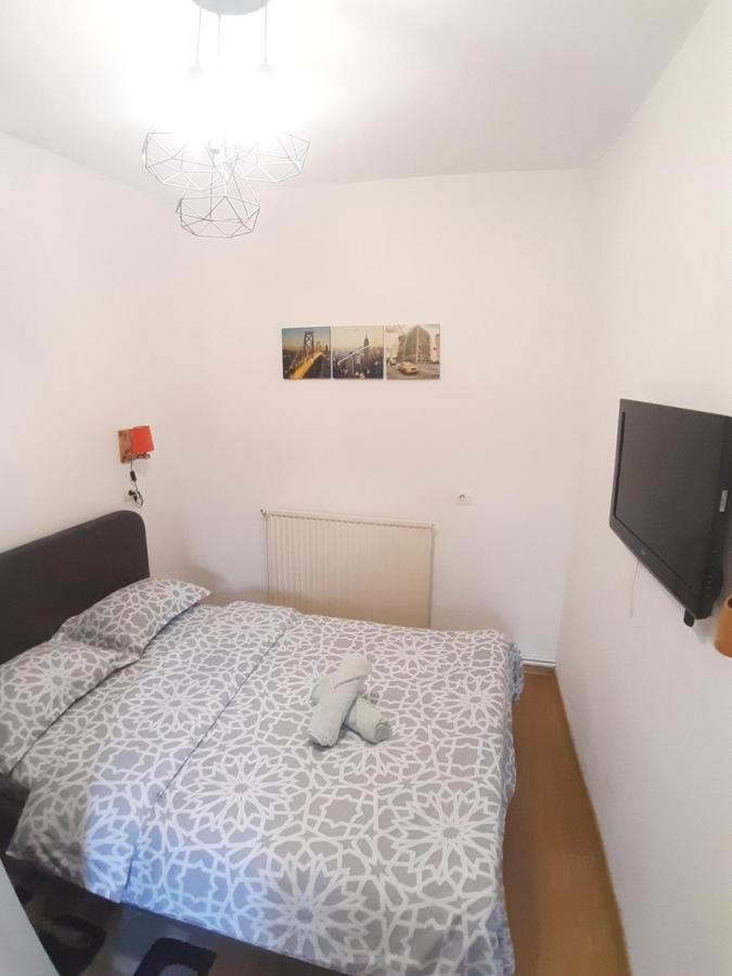 Appartement Studio La Stefy à Sibiu Extérieur photo