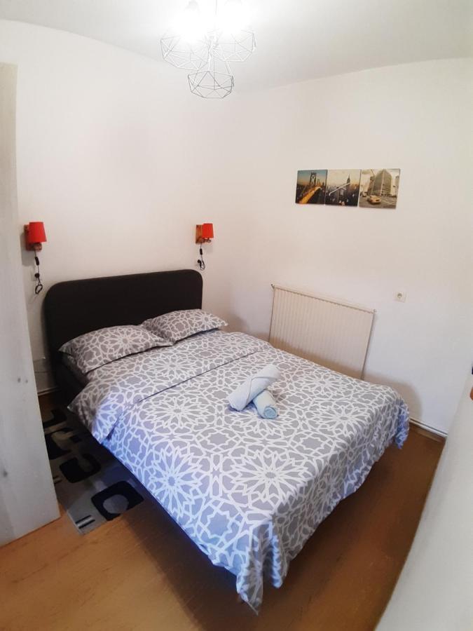 Appartement Studio La Stefy à Sibiu Extérieur photo